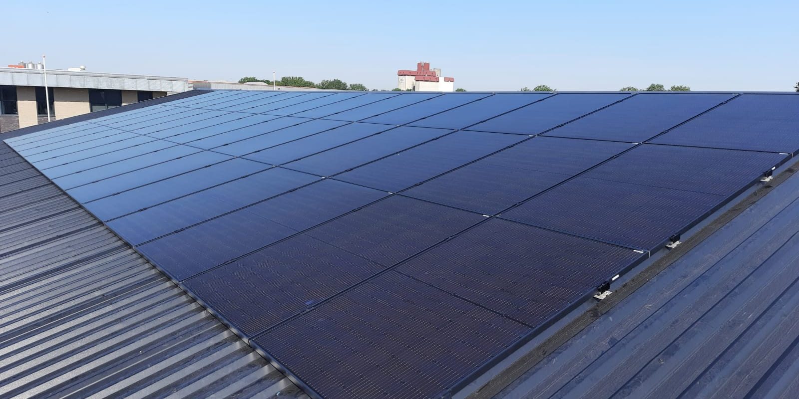 f2a8d3d1-30f5-4f49-99b5-3f2521d137fe